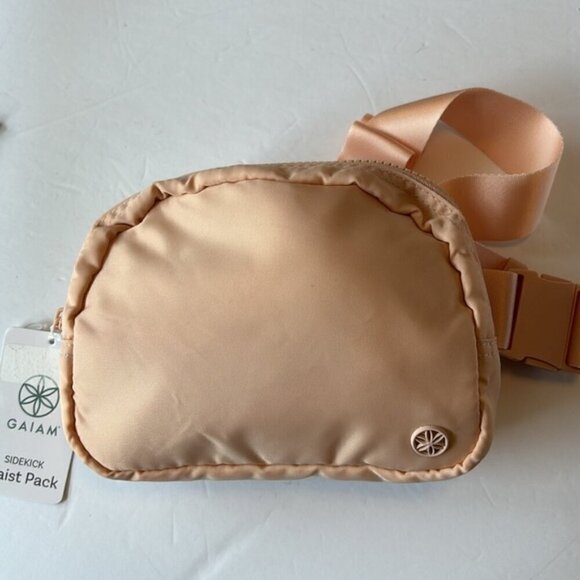 NEW GAIAM Ballet Pink Waist Pack Zipper Top - Picture 2 of 6